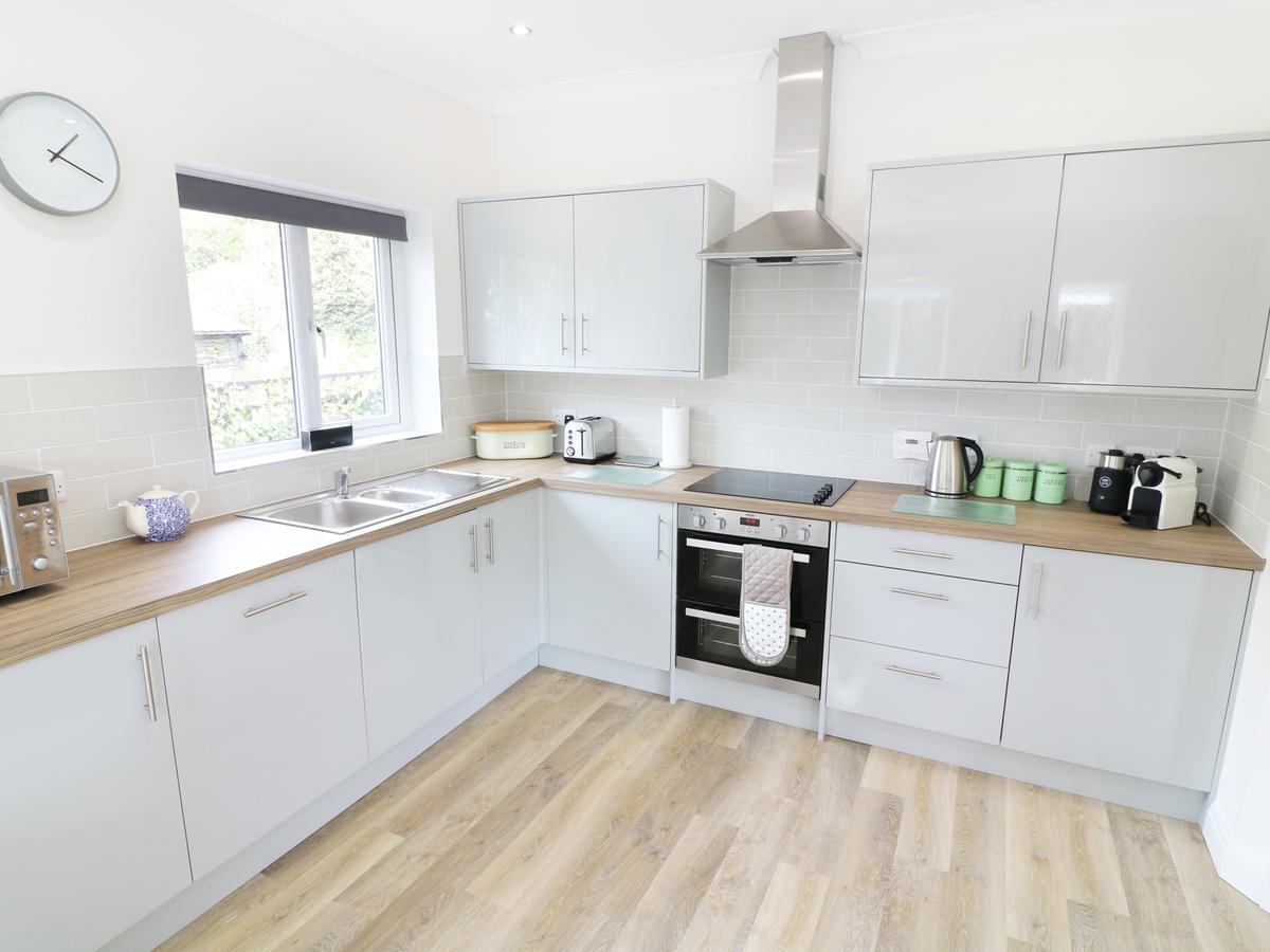 Wysteria Cottage Windermere Bagian luar foto